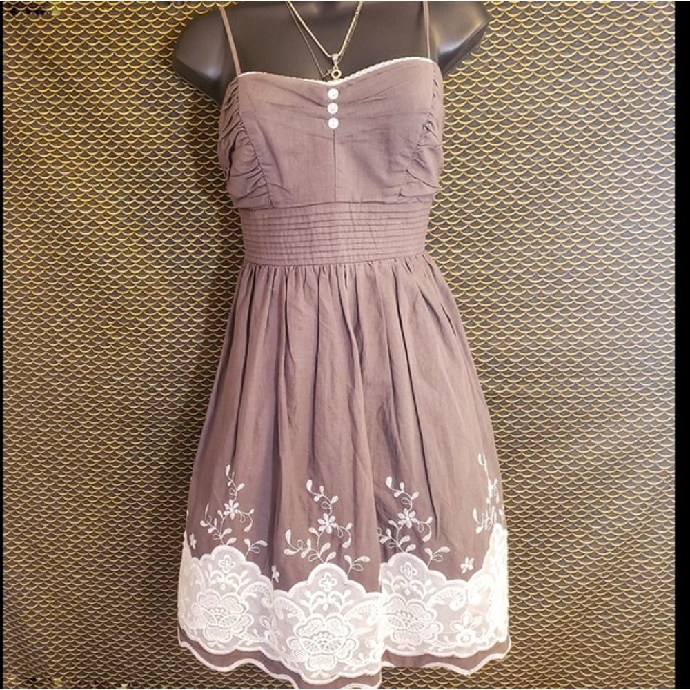 Cedar Brown Xtraordinary Dress w/ Lace Detailing